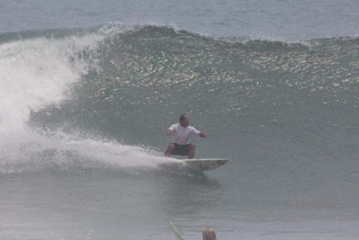 Ferienwohnung Big Daddy'S Surfcamp Pasanggaran Exterior foto